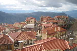 From Athens: 8 day tour, Delphi, Meteora, and Santorini Tour