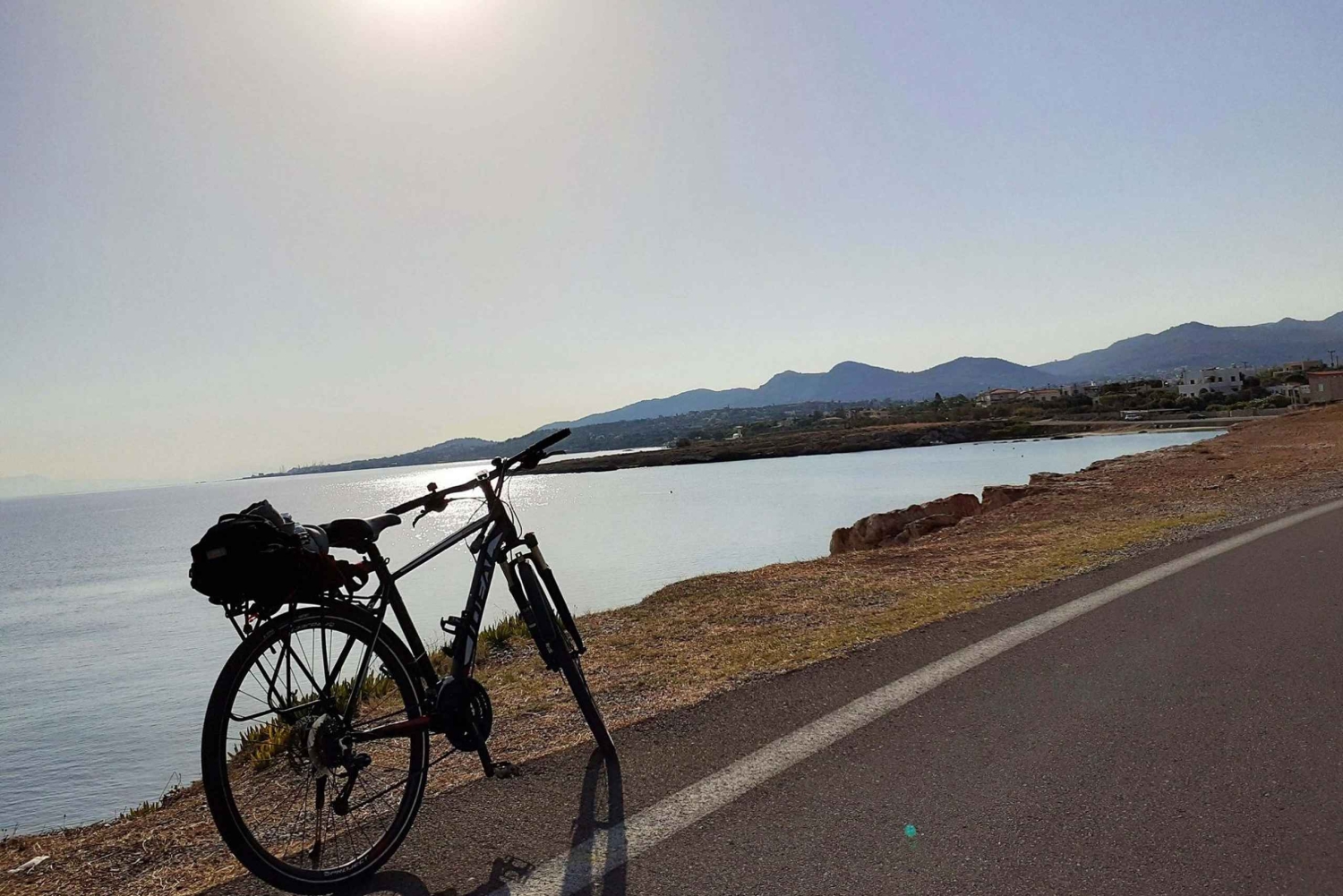 Depuis Athènes : Excursion à vélo électronique sur l'île d'Égine avec billets de ferry
