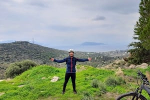 Fra Athen: E-Bike-tur til øen Aegina med færgebilletter