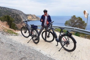 Depuis Athènes : Excursion à vélo électronique sur l'île d'Égine avec billets de ferry