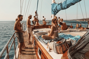 Från Aten: Agistri, Moni & Aegina dagskryssning med bad