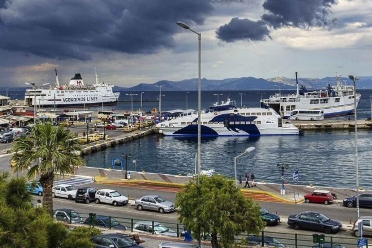 From Athens Airport: 1-Way Private Transfer to Rafina Port