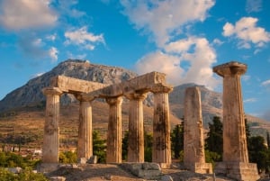Au départ d'Athènes : Corinthe antique et le monastère de Daphni