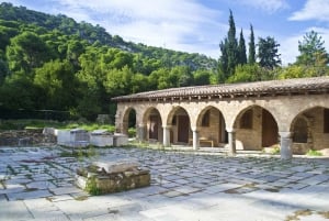 Ab Athen: Tour ins antike Korinth und zum Kloster Daphni