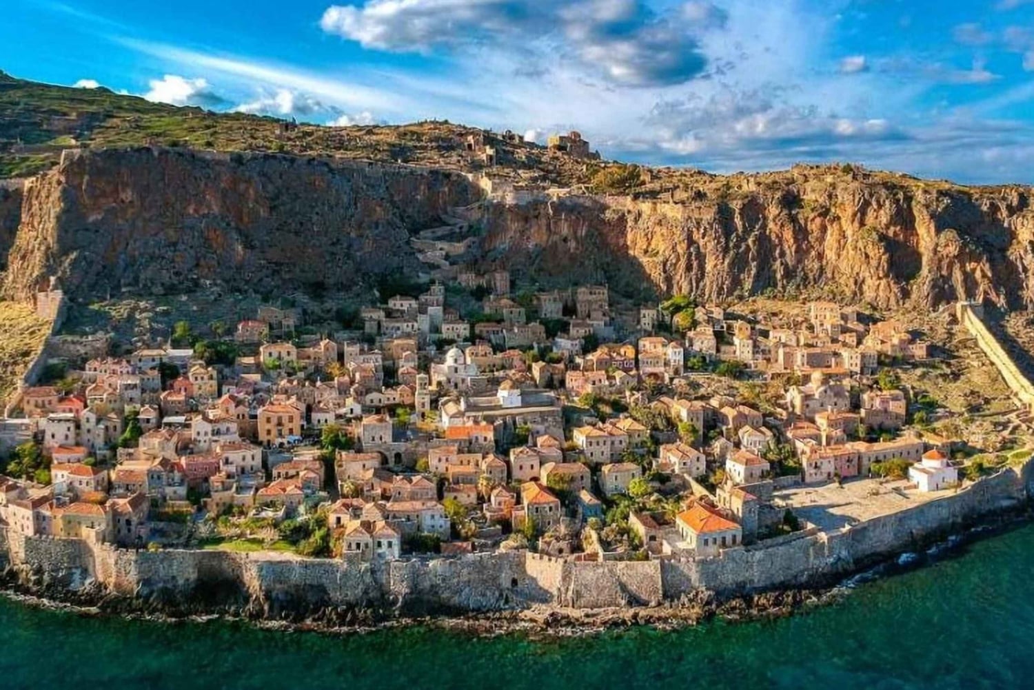 Fra Athen: Dagsudflugt til det antikke Sparta og vinlandet Nemea