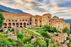 Fra Athen: Dagsudflugt til det antikke Sparta og vinlandet Nemea