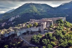 Fra Athen: Dagsudflugt til det antikke Sparta og vinlandet Nemea