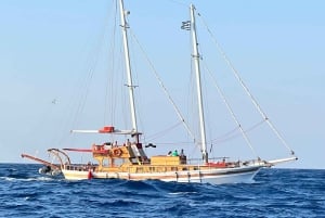 Solnedgangscruise på Athen-rivieraen – Halvdag med svømning og grill om bord