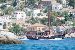 Solnedgangscruise på Athen-rivieraen – Halvdag med svømning og grill om bord