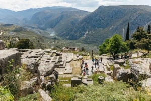 De Atenas: Viagem de um dia para Delfos e Arachova