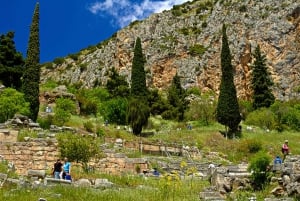 Da Atene: Escursione di un'intera giornata a Delfi con audioguida