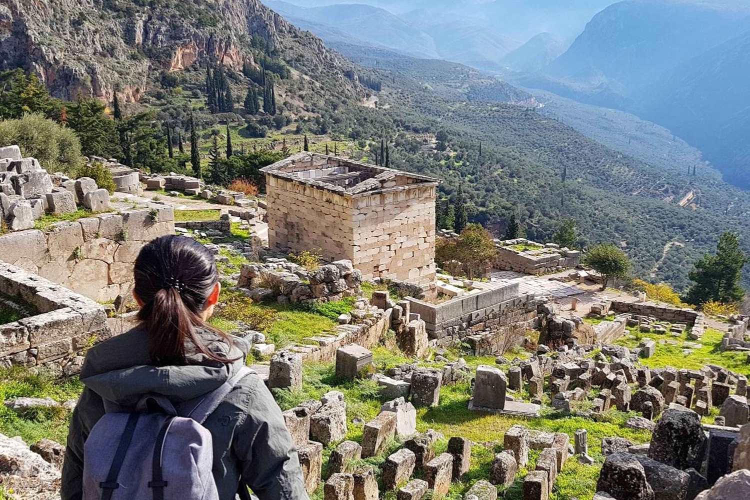 Von Athen: Tagestour nach Delphi mit spanischsprachigem Guide