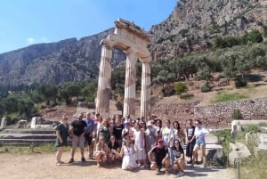 Au départ d'Athènes : Delphes : visite d'une jounée audioguidée avec V.R.