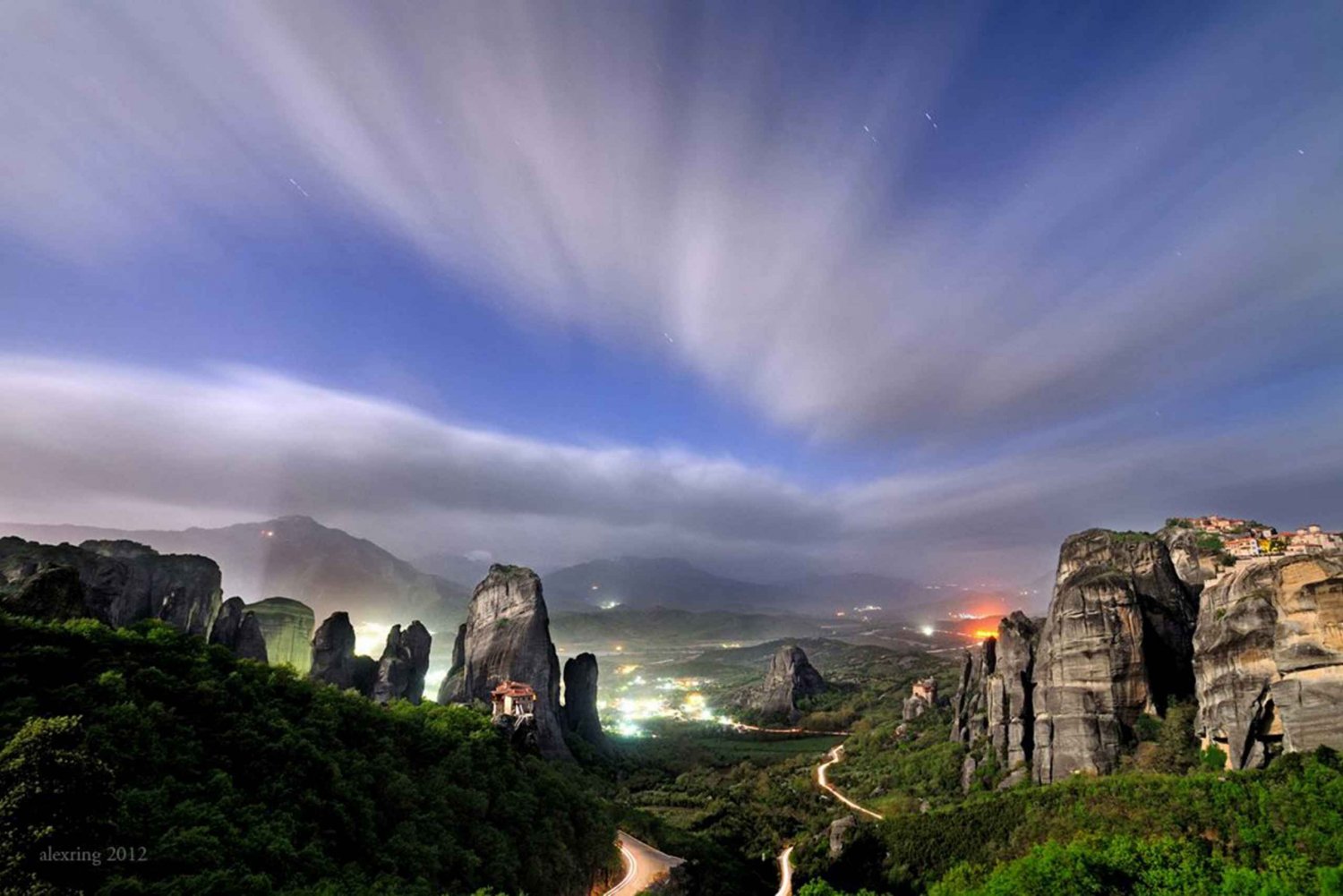 From Athens: Full-Day Meteora Trip by Train