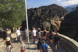 Athens: Full-Day Meteora Trip by Train in English or Spanish