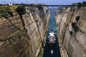Desde Atenas: Tour de medio día por la Antigua Corinto