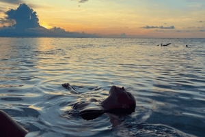 Ateenasta: Hydra, Poros ja Aegina -päiväristeily lounaalla.