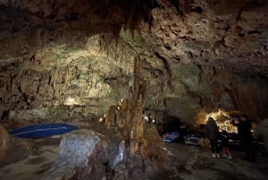 Från Aten: Privat dagstur till Mani med Dirosgrottorna