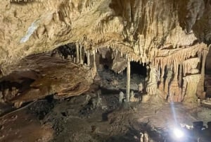 Från Aten: Privat dagstur till Mani med Dirosgrottorna