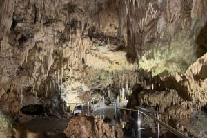 Från Aten: Privat dagstur till Mani med Dirosgrottorna