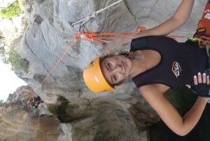 Au départ d'Athènes : Canyoning dans les gorges de Manikia