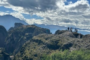 De Atenas: Viagem de 1 dia de comboio às Grutas e Mosteiros de Meteora