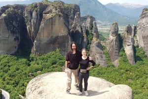 Från Aten: Meteora grottor och kloster dagsutflykt med tåg