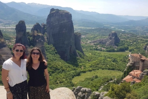 From Athens: Meteora Caves & Monasteries Day Trip by Train