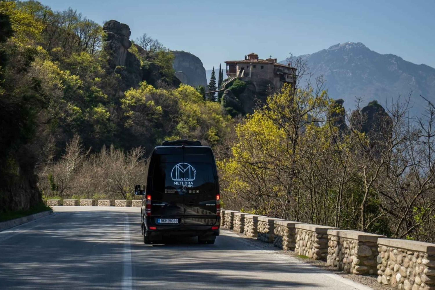 De Atenas: Viagem de 1 dia ao Mosteiro de Meteora de trem e ônibus