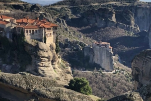 From Athens: Meteora Private Day Trip with Transfer