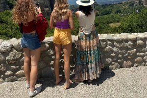 Depuis Athènes : Voyage en train aux Météores avec nuitée