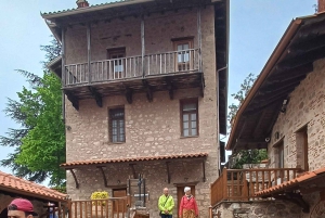 Depuis Athènes : Voyage en train aux Météores avec nuitée