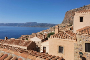 From Athens: Peloponnese 6-Day Private Tour to Meteora