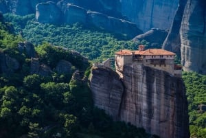 From Athens: Peloponnese 6-Day Private Tour to Meteora