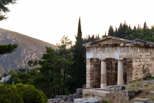 From Athens: Private 8-Hour Delphi Day Trip Self-Guided