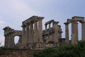 アテネから：エギナ島へのプライベート日帰り旅行
