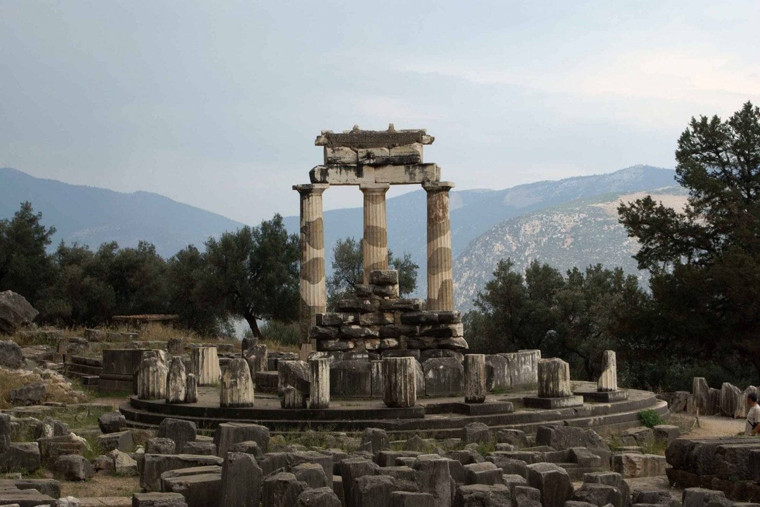 Visite privée de Delphes et du village d'Arachova depuis Athènes