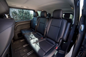 Private transfer between Athens hotels and Piraeus Port