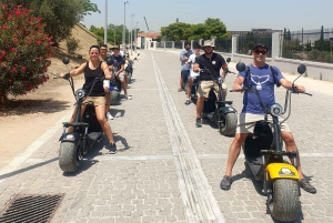 Приключенческий тур GoPro в районе Акрополя на электронном скутере