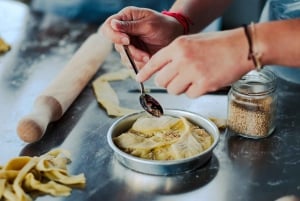 Clase de cocina griega con vistas a la Acrópolis