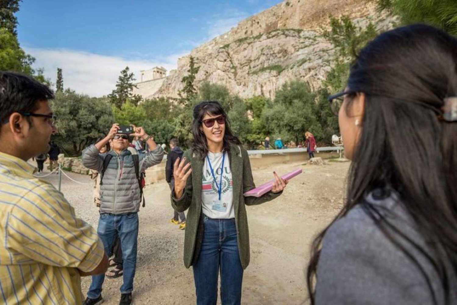 Guided walking tour of Acropolis with bus city tour