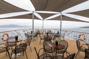 イドラ島、ポロス島、アイギナ島クルーズ（ビュッフェランチ＆港移動サービス付き）をご利用いただけます