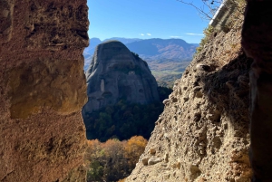 Transfert en bus depuis Kalabaka pour une visite libre des Météores