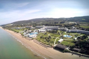 Microônibus VIP Mercedes de Kyllini/Katakolo para Atenas