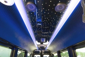Microônibus VIP Mercedes de Kyllini/Katakolo para Atenas
