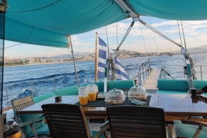 Aten: Agistri och Aegina Yacht Tour med lunch och simning