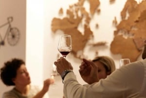 Crie seu próprio vinho no centro da cidade de Atenas