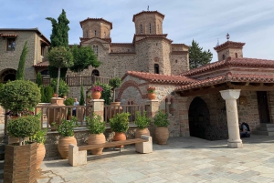 Meteora Kloosters Privé Dagvullende Tour & Geweldige Lunch