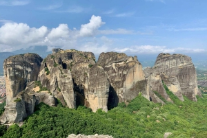 Meteora Kloosters Privé Dagvullende Tour & Geweldige Lunch