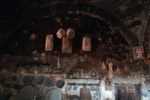 Von Athen aus: Ausflug nach Meteora, zu den Klöstern und zur Theopetra-Höhle